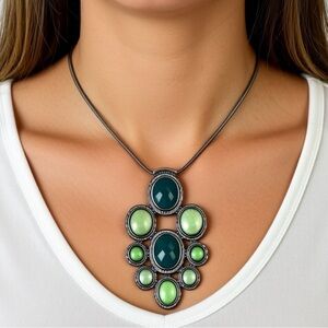 Liz Claiborne Oxidized Silver Tone 16” Necklace Green Blue Resin Statement